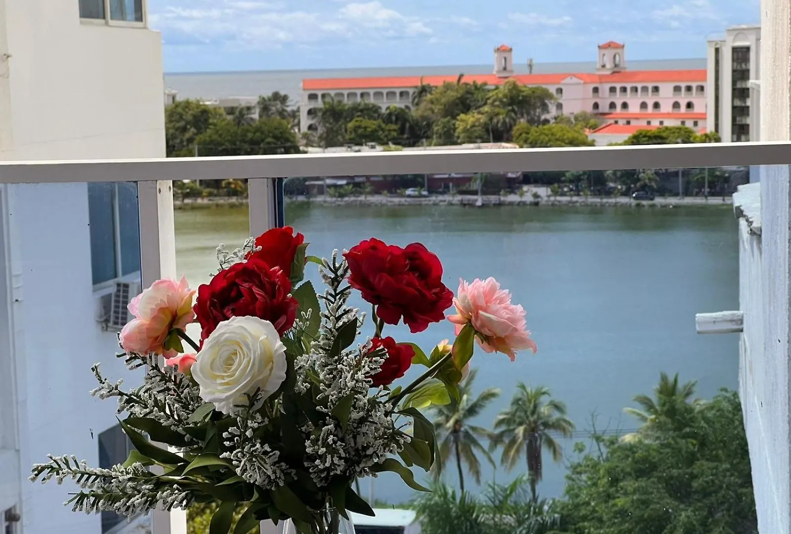 Bienesweb Apartamentos Conquistador Premium Cartagena Colombia
