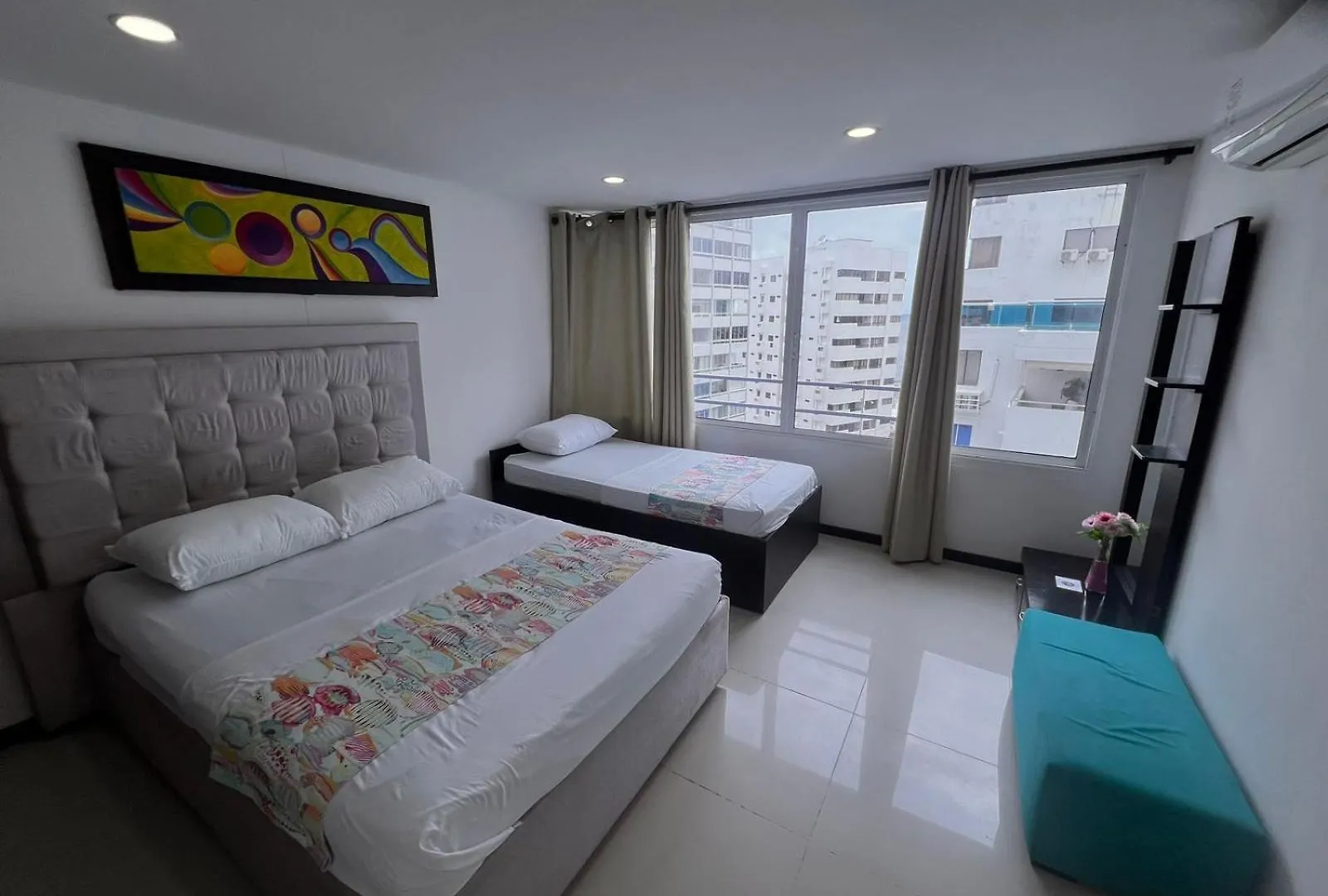 Bienesweb Apartamentos Conquistador Premium Cartagena 0*,  Colombia